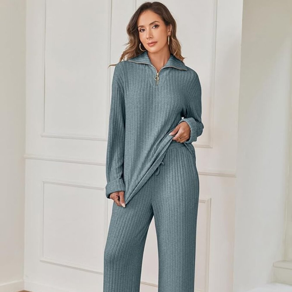 Blue Lounge Set V-Neck Quarter‑Zip Pullover and Drawstring Pants, Medium